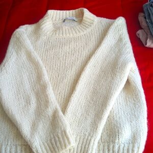 Zara Winter sweater